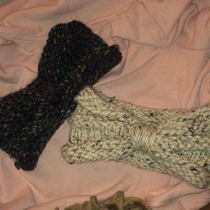 Hand Knitted headband By Me CapriCap$ -